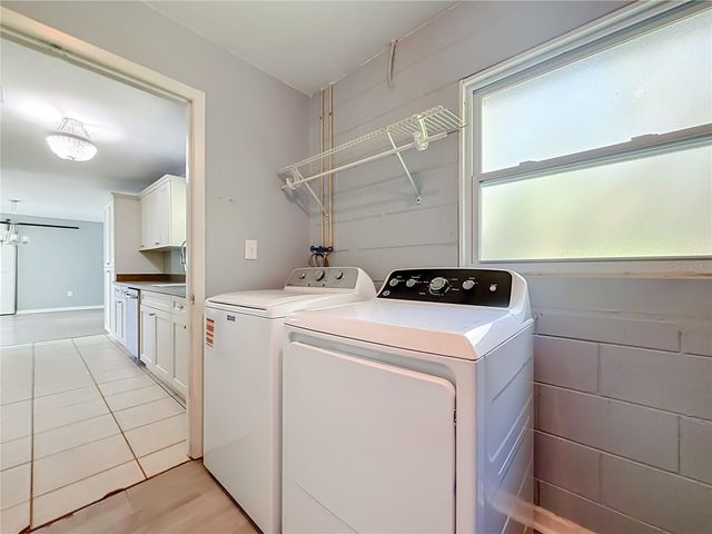 460 N PINE AVENUE, Oviedo, FL 32765