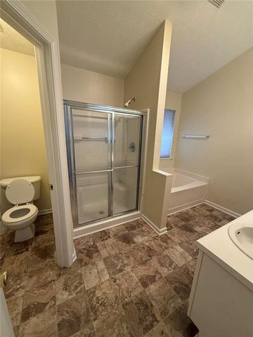 5975 Hillvale Trail, Lithonia, GA 30058