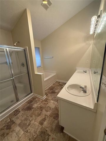 5975 Hillvale Trail, Lithonia, GA 30058