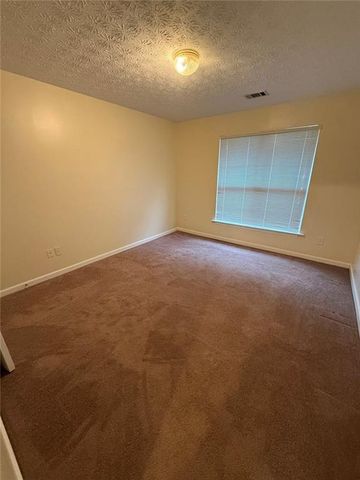 5975 Hillvale Trail, Lithonia, GA 30058