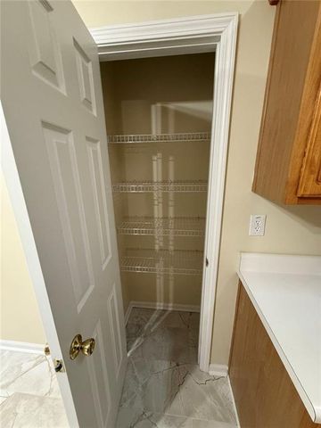 5975 Hillvale Trail, Lithonia, GA 30058