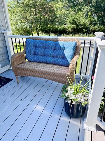 42 Vineyard Avenue, Hyannis, MA 02601