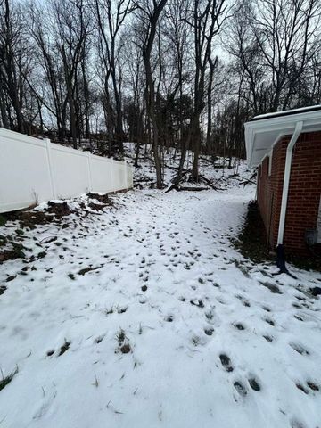 404 Northern Pike, Penn Hills, PA 15235