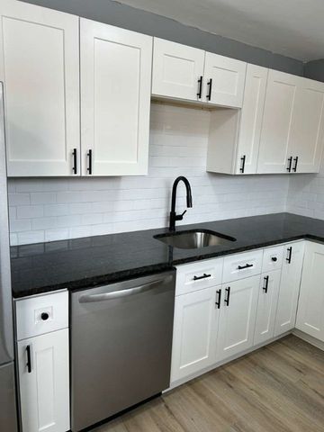 404 Northern Pike, Penn Hills, PA 15235