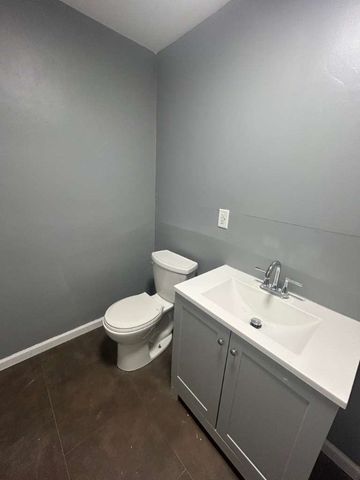 404 Northern Pike, Penn Hills, PA 15235