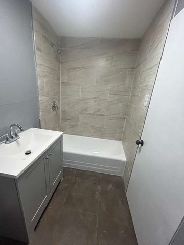 404 Northern Pike, Penn Hills, PA 15235