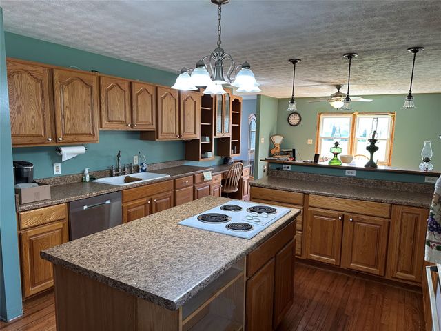 8789 PURITAN Lane, Linesville, PA 16424