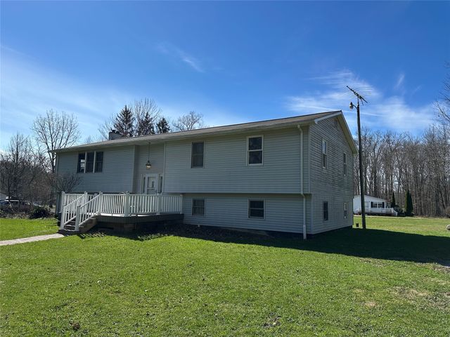 8789 PURITAN Lane, Linesville, PA 16424