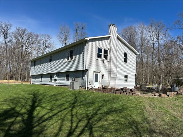 8789 PURITAN Lane, Linesville, PA 16424