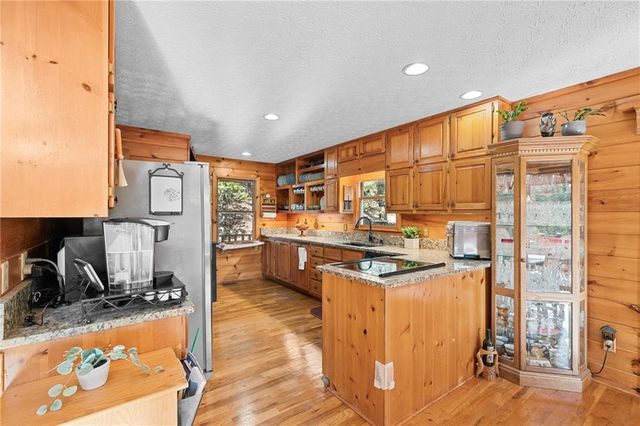 86 Southview Trl, Jasper, GA 30143