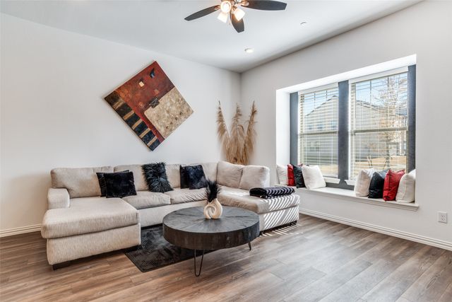 5913 Baritone Court, Sachse, TX 75048