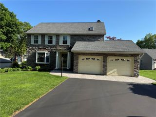 60 Farm Drive, Cumberland, RI 02864