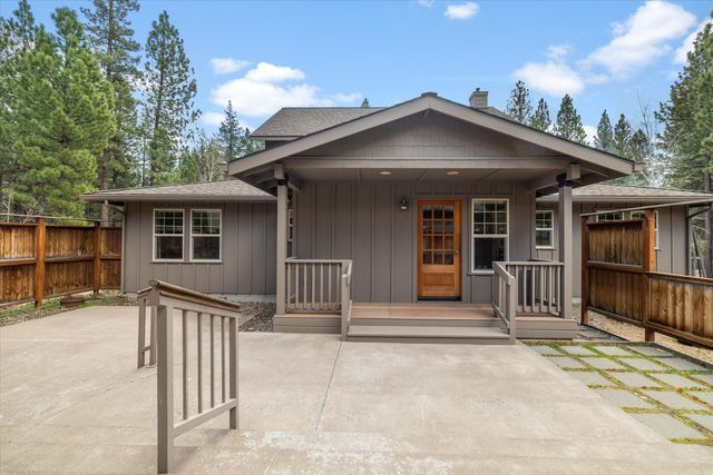 51601 Pine Loop Drive na, La Pine, OR 97739
