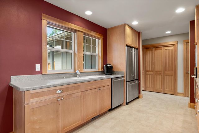 51601 Pine Loop Drive na, La Pine, OR 97739