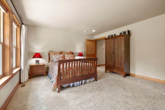 51601 Pine Loop Drive na, La Pine, OR 97739