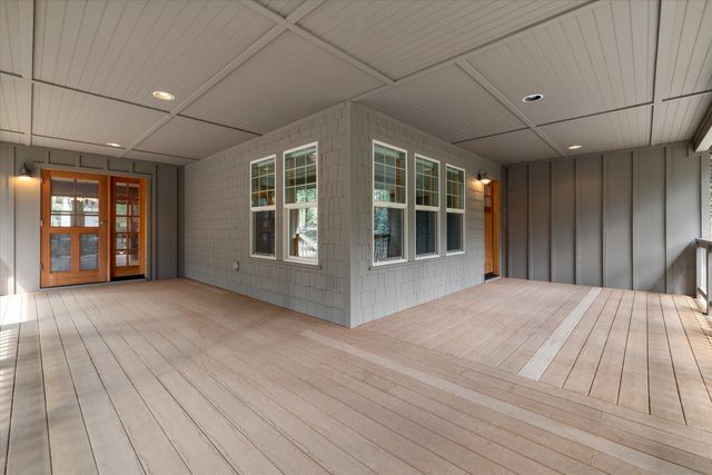51601 Pine Loop Drive na, La Pine, OR 97739