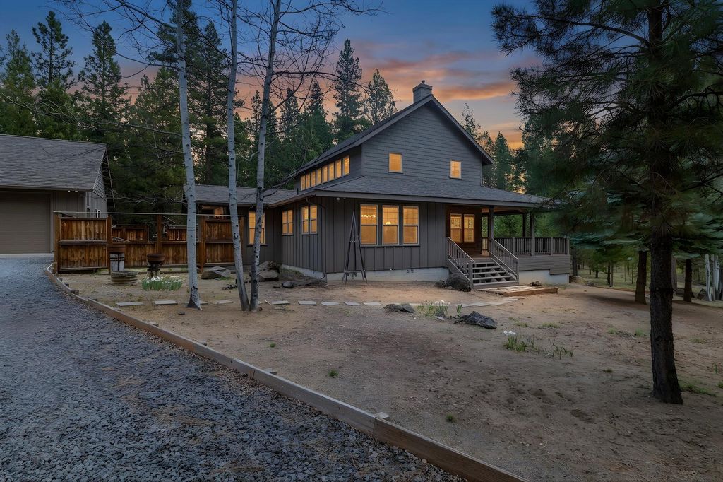 51601 Pine Loop Drive na, La Pine, OR 97739