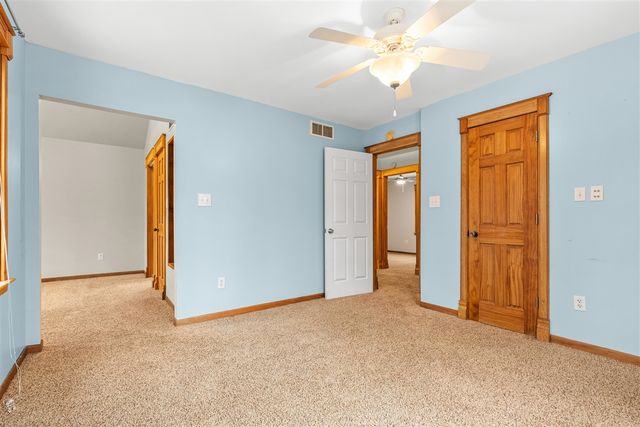 1070 N 3rd Street, Kalamazoo, MI 49009