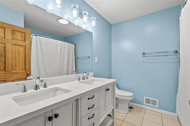 1070 N 3rd Street, Kalamazoo, MI 49009