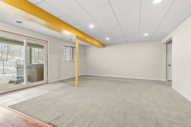 1070 N 3rd Street, Kalamazoo, MI 49009