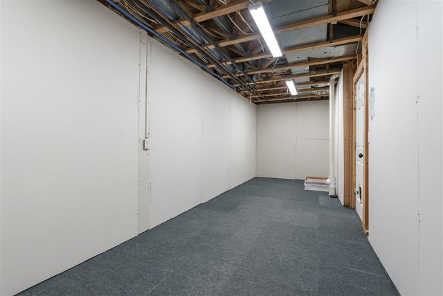 1070 N 3rd Street, Kalamazoo, MI 49009