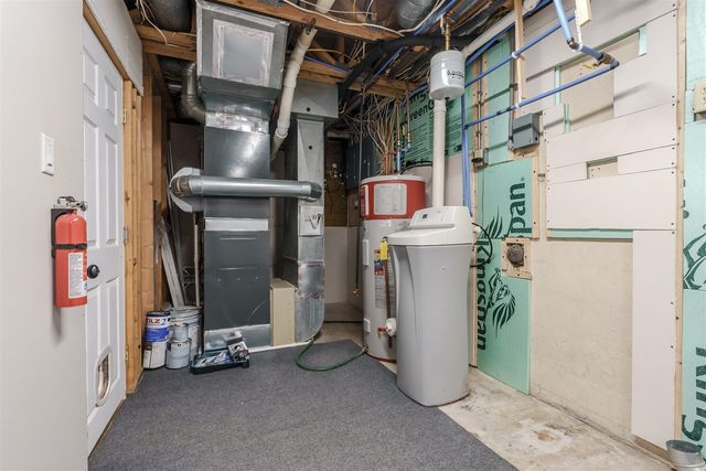 1070 N 3rd Street, Kalamazoo, MI 49009