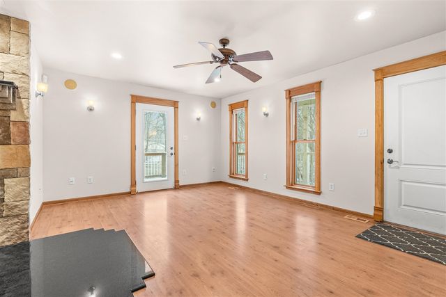 1070 N 3rd Street, Kalamazoo, MI 49009