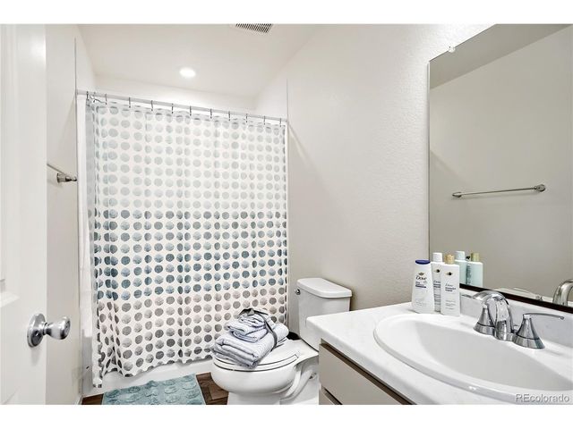 6211 N Malaya St, Aurora, CO 80019