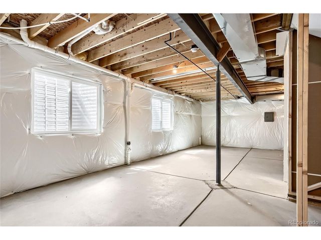 6211 N Malaya St, Aurora, CO 80019