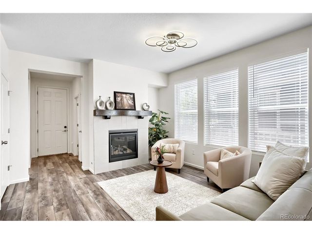 6211 N Malaya St, Aurora, CO 80019