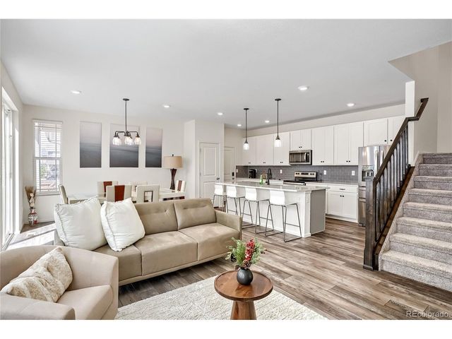 6211 N Malaya St, Aurora, CO 80019