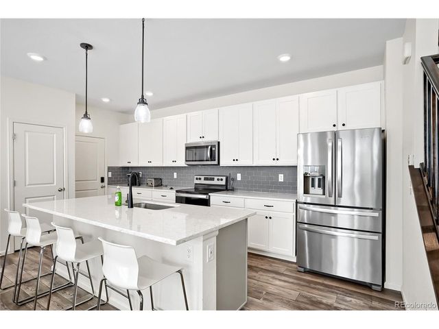 6211 N Malaya St, Aurora, CO 80019