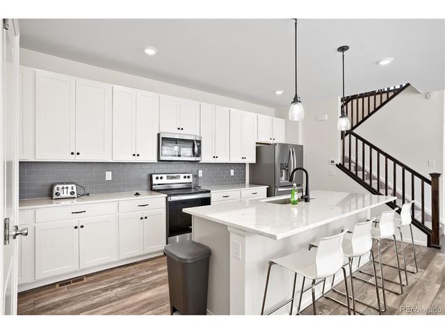 6211 N Malaya St, Aurora, CO 80019