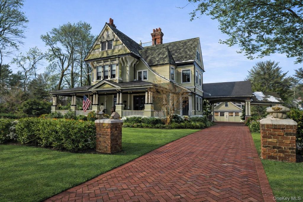 103 Highland Avenue, Northport, NY 11768