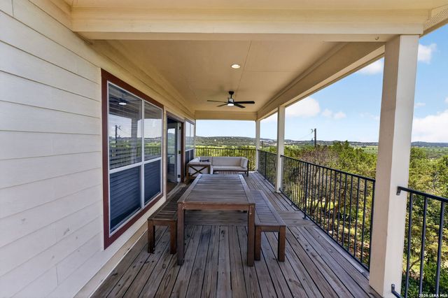 1729 SORREL CREEK DR, Canyon Lake, TX 78133