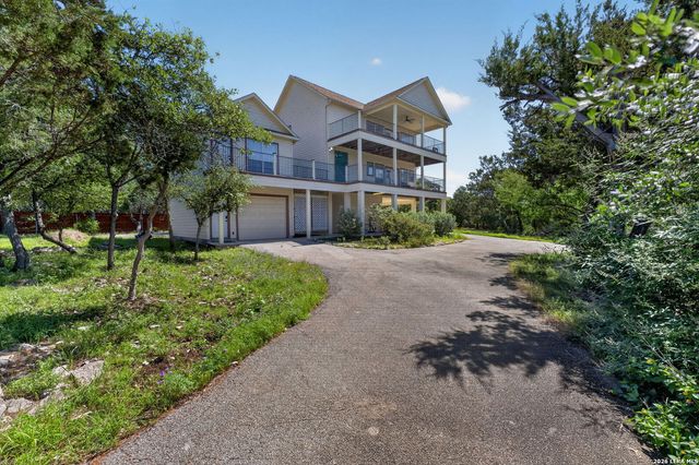 1729 SORREL CREEK DR, Canyon Lake, TX 78133