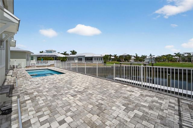 5713 TYBEE ISLAND DRIVE, Apollo Beach, FL 33572