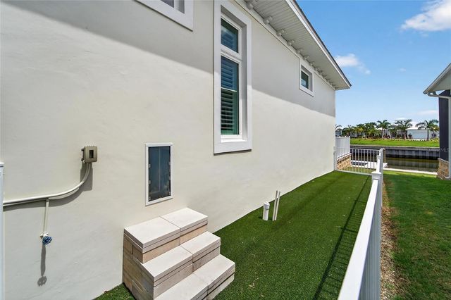 5713 TYBEE ISLAND DRIVE, Apollo Beach, FL 33572