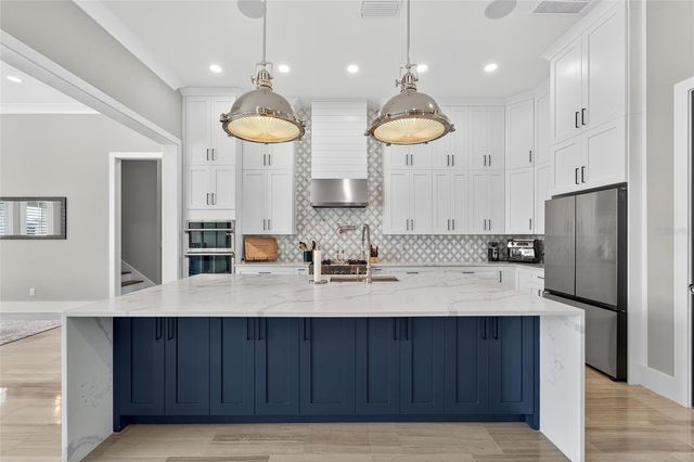 5713 TYBEE ISLAND DRIVE, Apollo Beach, FL 33572