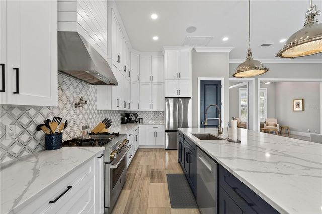 5713 TYBEE ISLAND DRIVE, Apollo Beach, FL 33572