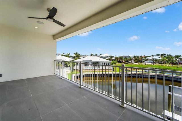 5713 TYBEE ISLAND DRIVE, Apollo Beach, FL 33572