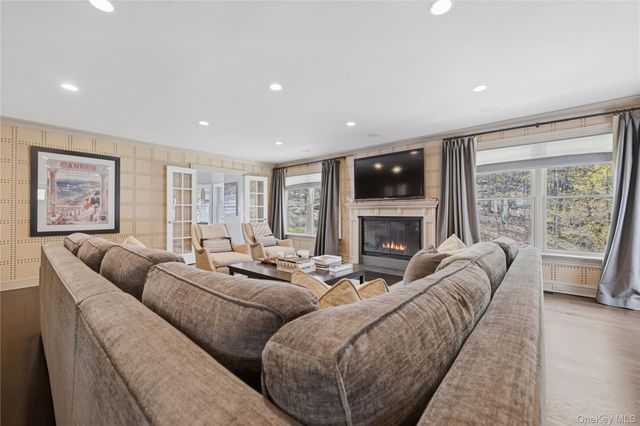 11 Thornewood Road, Armonk, NY 10504