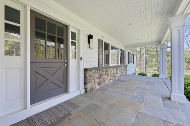 11 Thornewood Road, Armonk, NY 10504