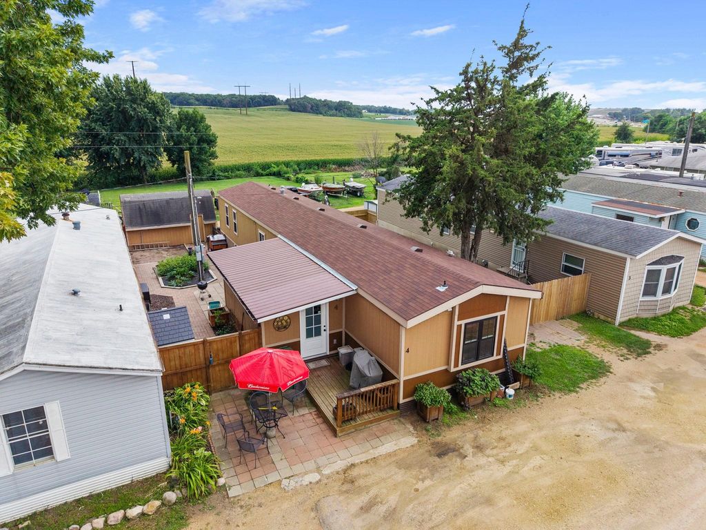 12325 Johnson Memorial Drive 4, Shakopee, MN 55379 — photo 3