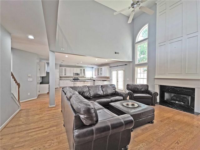 1689 Clay Brooke Lane SE, Smyrna, GA 30082
