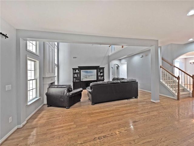1689 Clay Brooke Lane SE, Smyrna, GA 30082