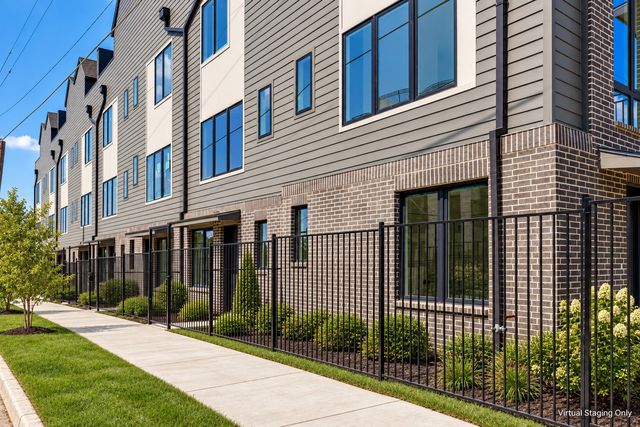 701 N Lancaster Avenue 105, Dallas, TX 75203