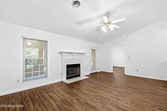 632 Applegate Lane, Knoxville, TN 37934