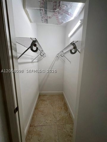 2121 SW 14th Ter 5, Miami, FL 33145