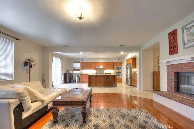 7070 Cottage Grove, Eastvale, CA 92880